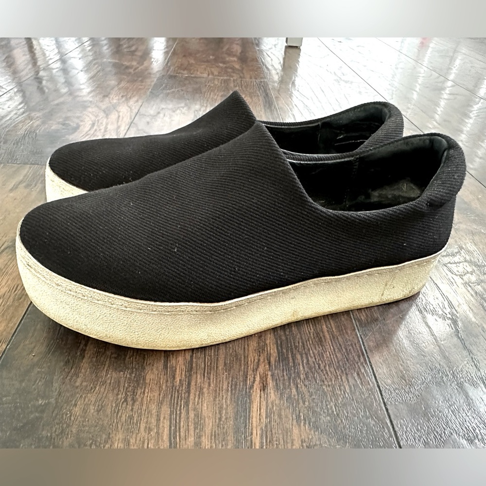 Opening ceremony Black slide on platform sneakers🖤